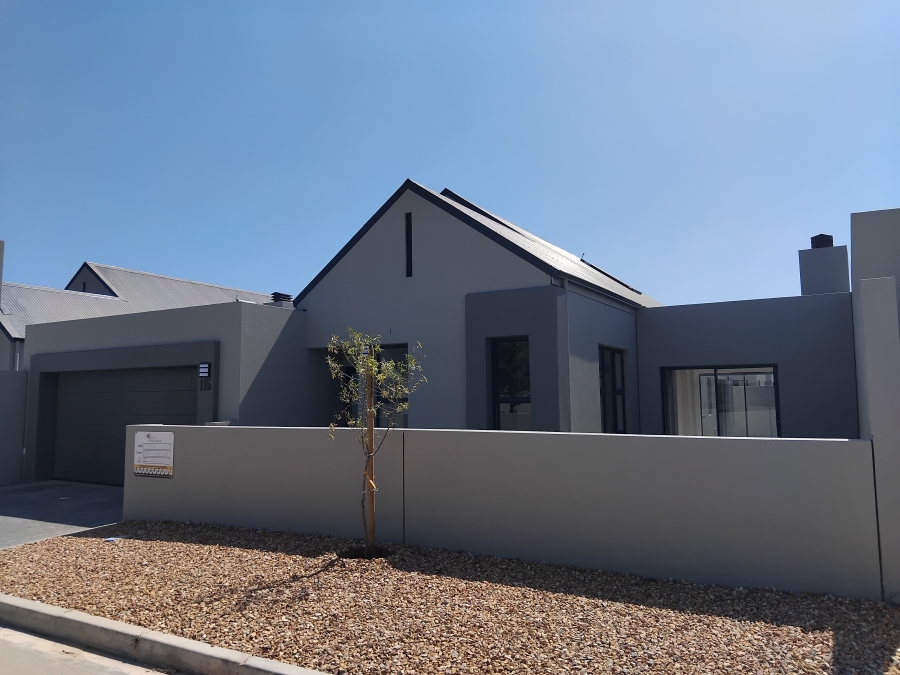 3 Bedroom Property for Sale in Aan de Wijnlanden Western Cape